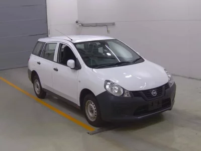 Nissan AD