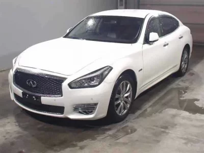 Nissan FUGA
