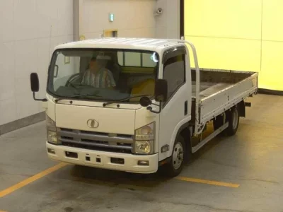 Nissan CONDOR