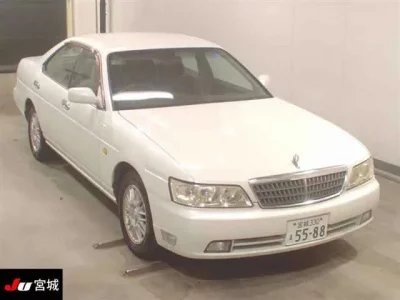 Nissan LAUREL