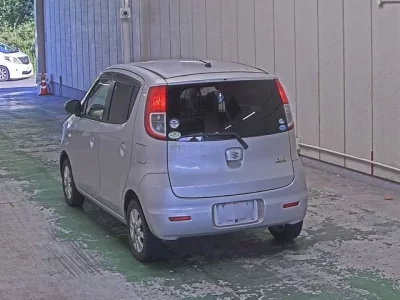 Suzuki MRWAGON