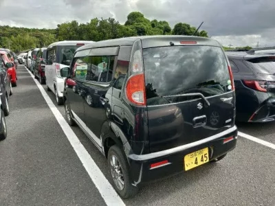 Suzuki MRWAGON