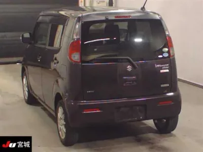 Suzuki MRWAGON