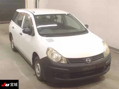 Nissan AD