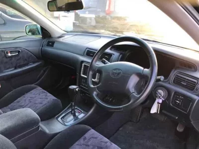 Toyota MARK2 QUALIS