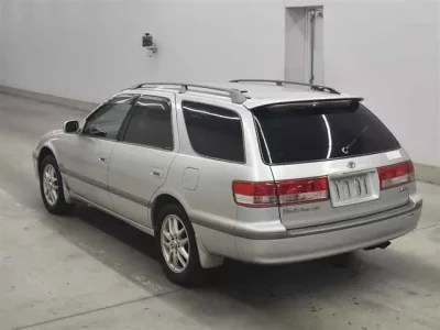 Toyota MARK2 QUALIS