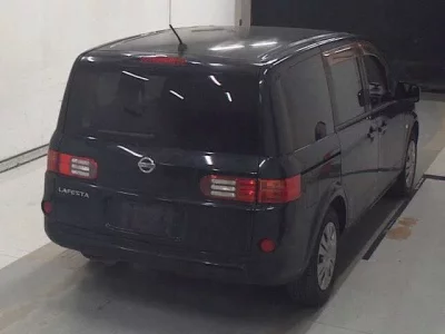 Nissan LAFESTA