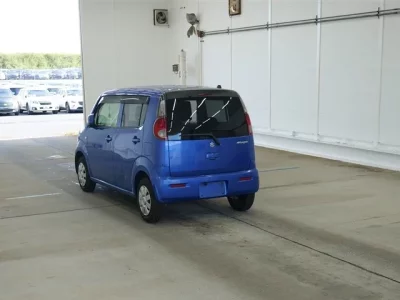 Suzuki MRWAGON