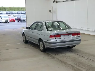 Nissan SUNNY
