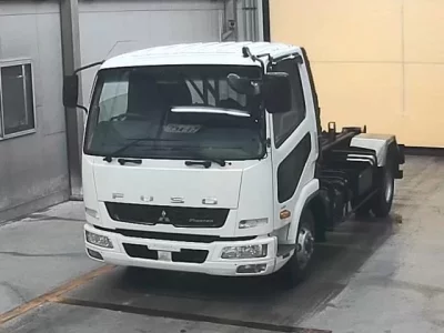 Mitsubishi FUSO FIGHTER