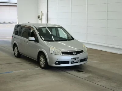 Nissan LAFESTA