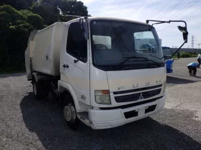 Mitsubishi FUSO FIGHTER