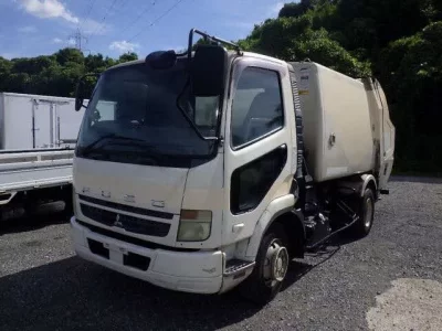 Mitsubishi FUSO FIGHTER