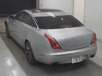 Jaguar XJ SERIES