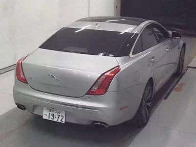 Jaguar XJ SERIES