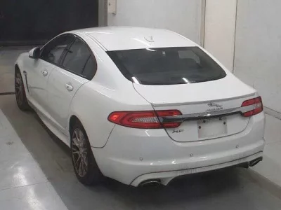 Jaguar XF SERIES