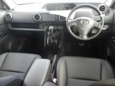 Toyota COROLLA RUMION
