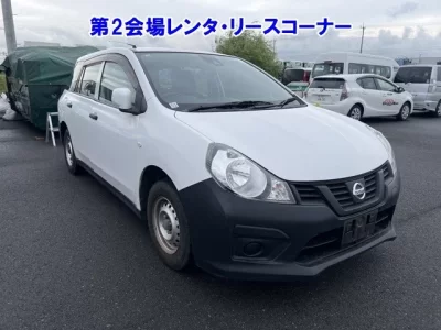 Nissan AD