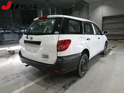 Nissan AD