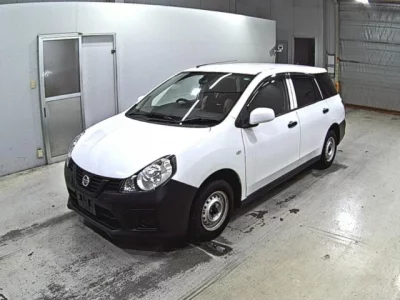 Nissan AD