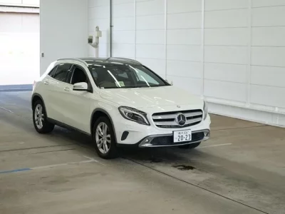 Mercedes-Benz GLA CLASS