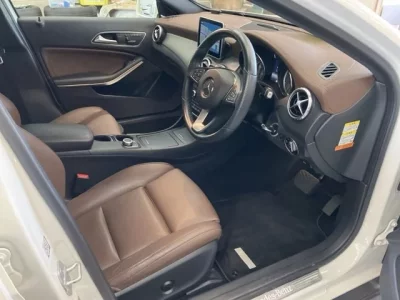 Mercedes-Benz GLA CLASS