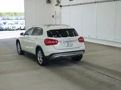 Mercedes-Benz GLA CLASS