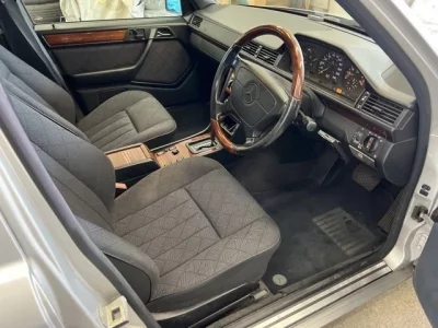 Mercedes-Benz E CLASS WAGON
