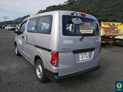Mitsubishi DELICA
