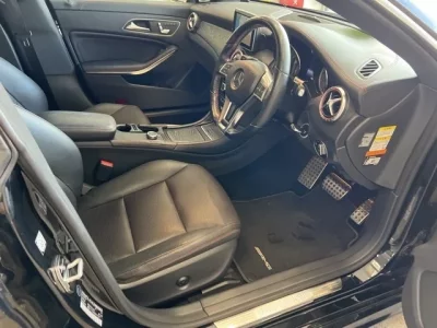 Mercedes-Benz CLA CLASS