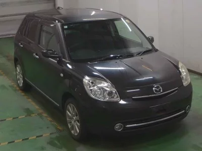 Mazda VERISA