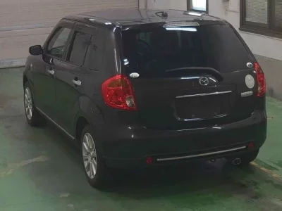 Mazda VERISA