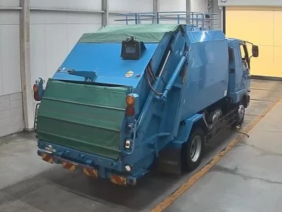 Mitsubishi FUSO FIGHTER