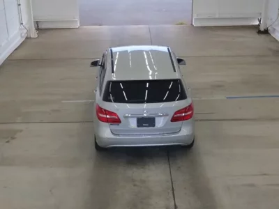 Mercedes-Benz B CLASS