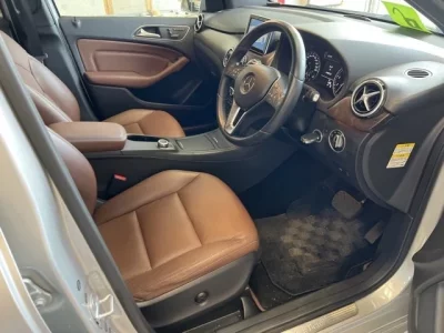 Mercedes-Benz B CLASS