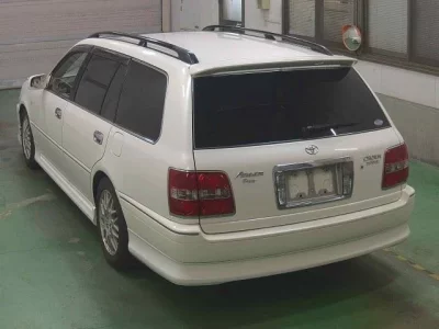 Toyota CROWN ESTATE