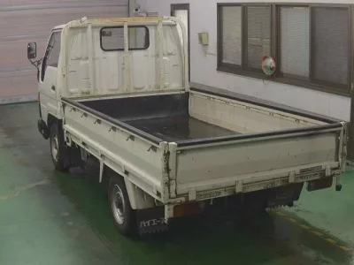 Toyota HIACE TRUCK