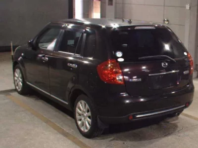 Mazda VERISA