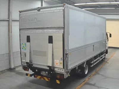 Mitsubishi FUSO FIGHTER