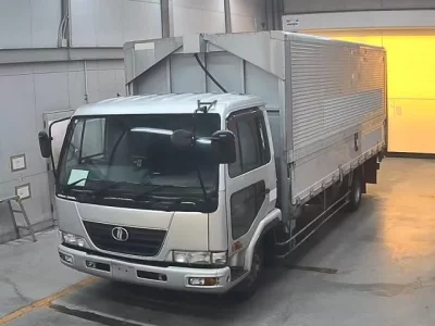 Nissan CONDOR