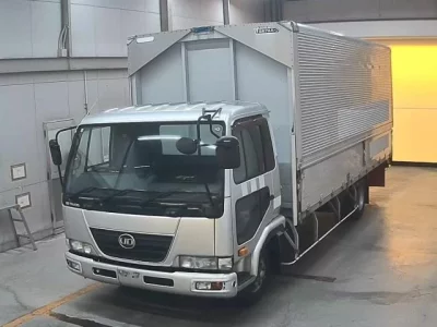 Nissan CONDOR