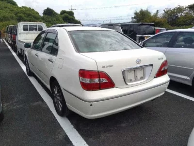Toyota BREVIS