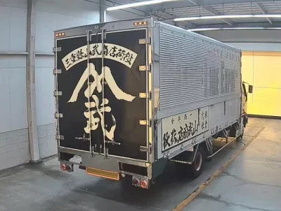 Mitsubishi FUSO FIGHTER