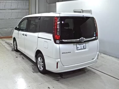 Toyota ESQUIRE