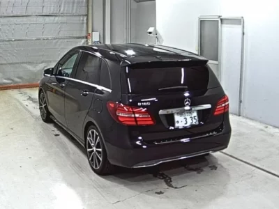 Mercedes-Benz B CLASS