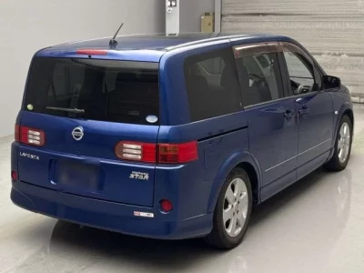 Nissan LAFESTA