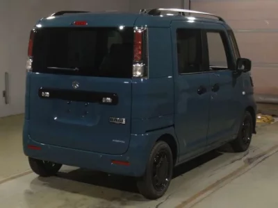 Suzuki SPACIA BASE