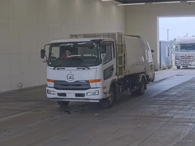 Nissan CONDOR