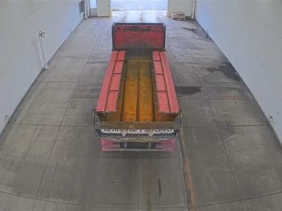 Nissan TRUCK