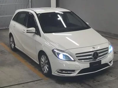 Mercedes-Benz B CLASS